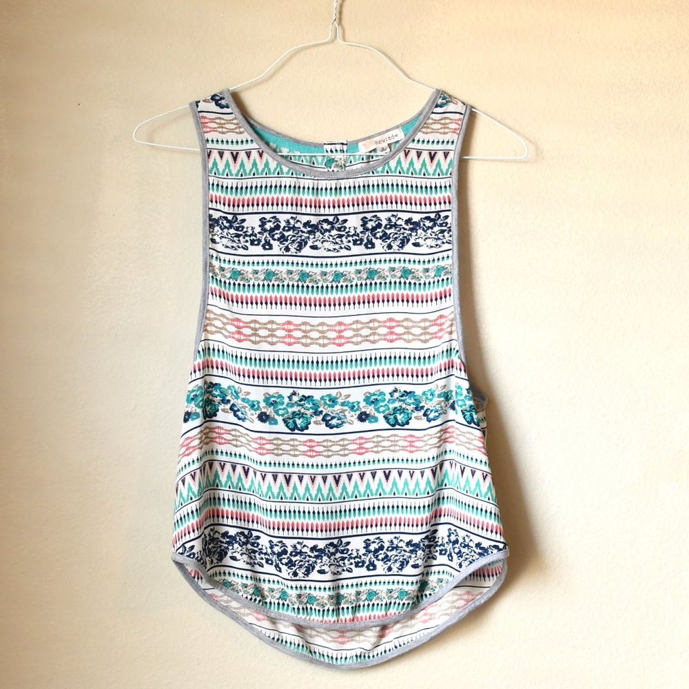 Rewind Patterned Muscle Tee